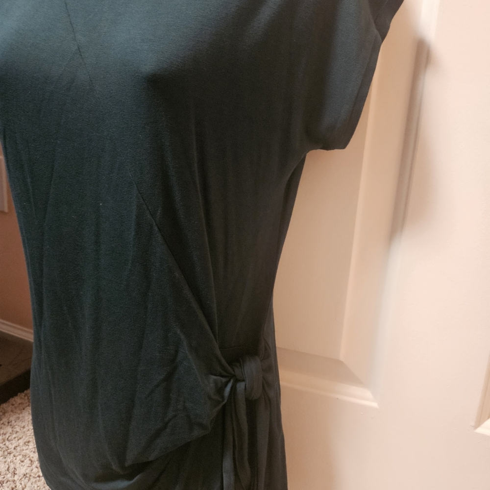 Chic Dark Green Women's Short Sleeve Top - Picture 5 of 10